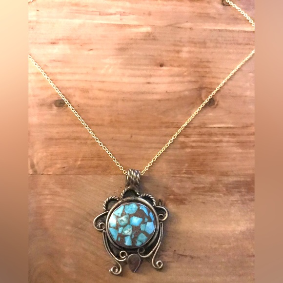 Tibetan Turquoise Marble Shatter Ethnic Ornate Southwest Native American Pendant - Picture 8 of 9